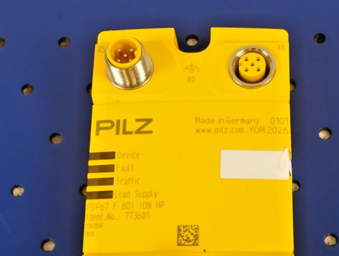 PILZ PDP67 F 8DI ION HP 773601