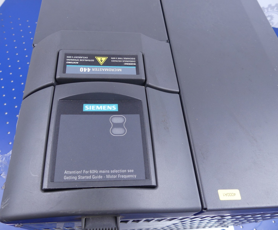 SIEMENS 6SE6440-2AD31-5DA1 6SE64402AD315DA1 MICROMASTER