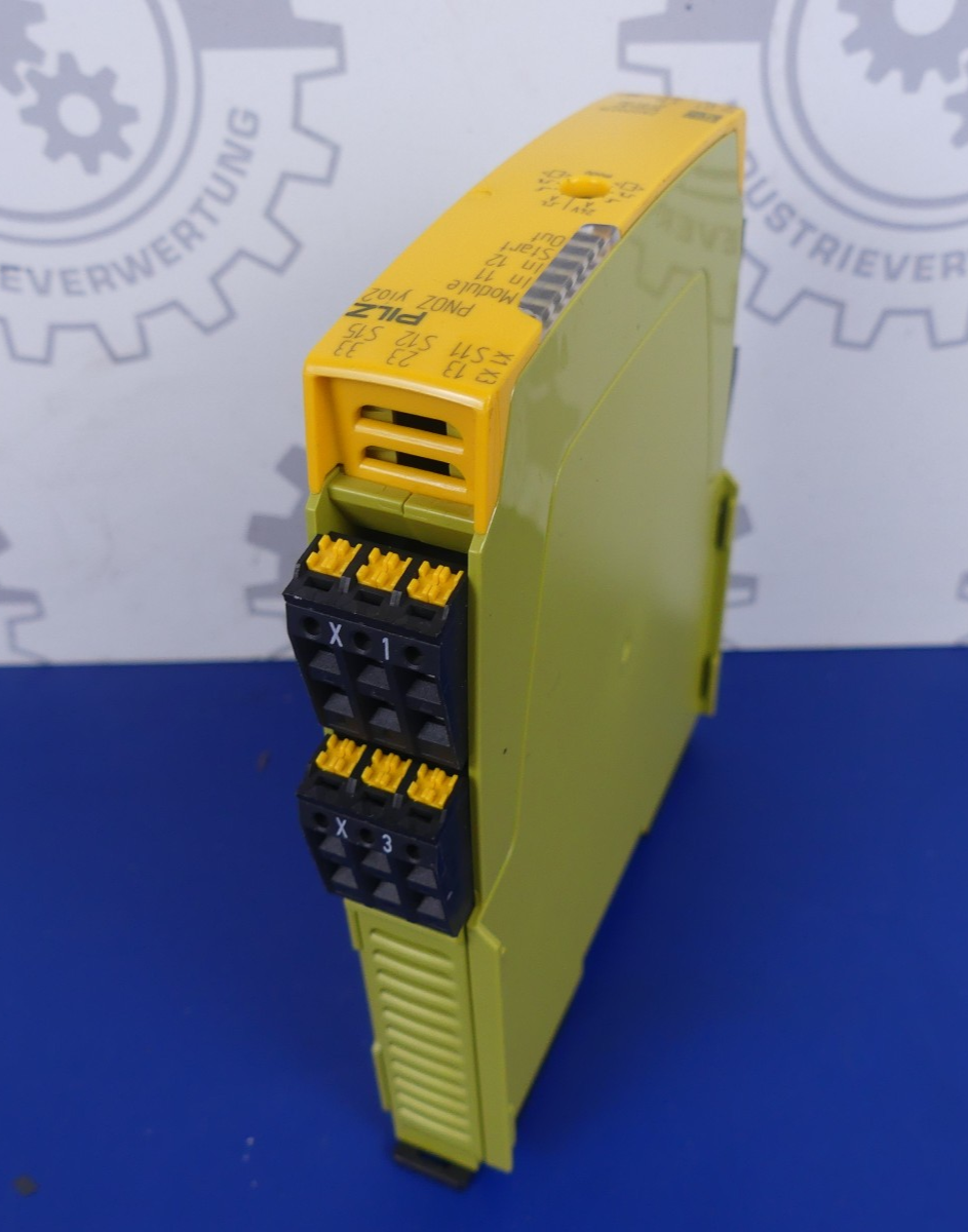 Pilz PNOZ yio1 2DI 3S0 2A000015