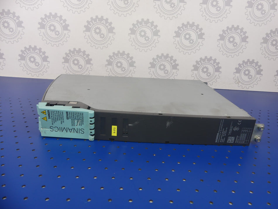 SIEMENS 6SL3120-1TE15-0AA3 Anschlussdeckel verbogen