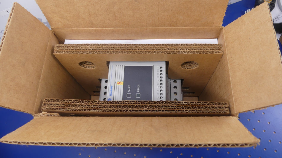 Allen-Bradley  160-BA03NSF1 variable speed drive  Serie C