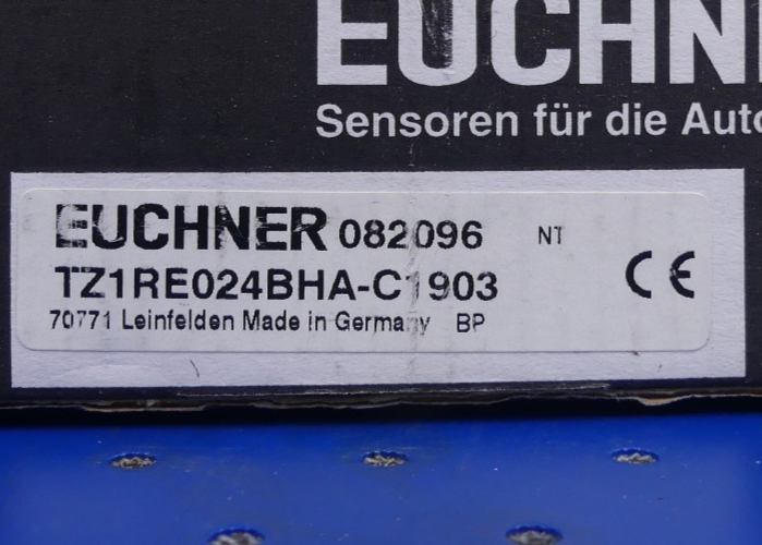 Euchner TZ2RE024BHA-C1903 082096 safety switch