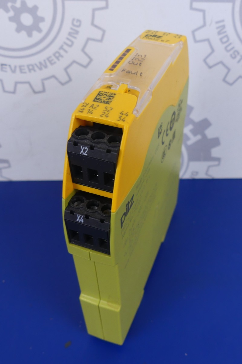 Pilz PNOZ s7 24VDC 4n/o 1n/c 750107