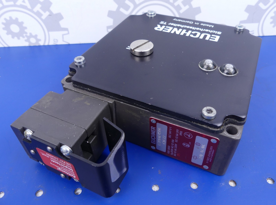 EUCHNER TZ1RE024SR6C1677  Safety Switch