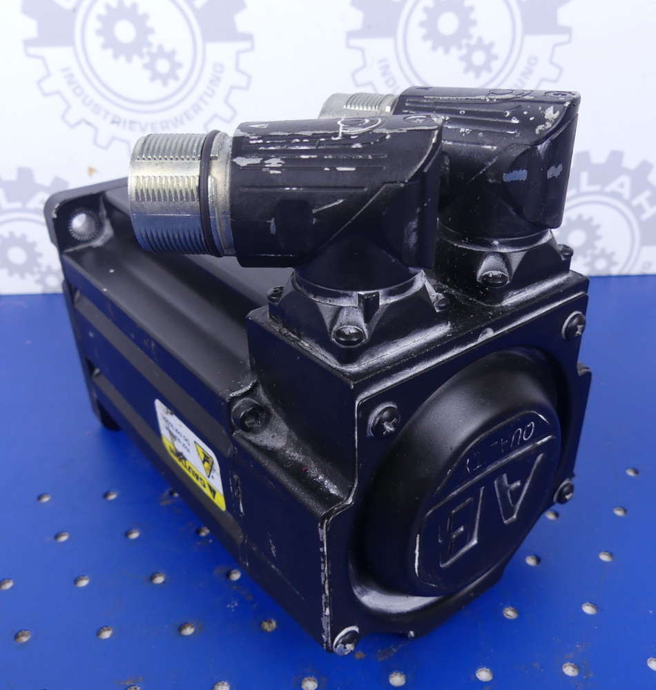 Allen-Bradley MPL-B320P-MJ72AA Servomotor