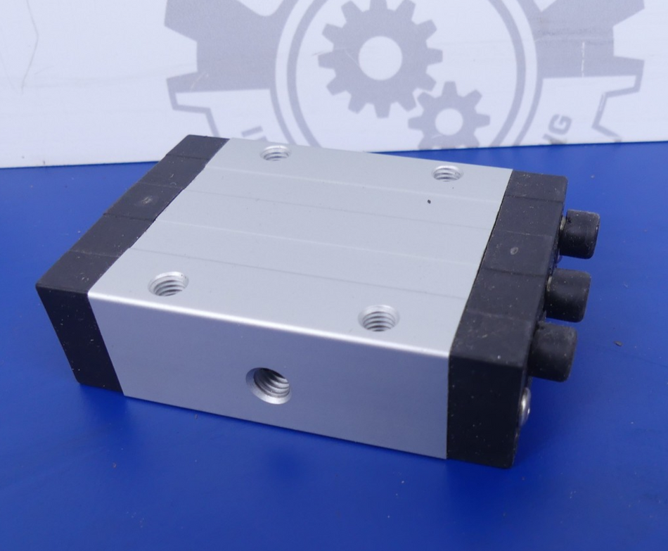 IGUS Dry LinT TW-01-15 Schlittenwagen