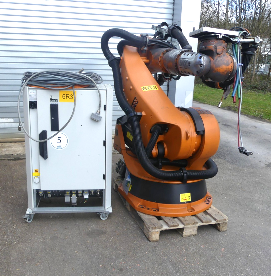 KUKA ROBOTER KR 240 L210-2 2000 + Steuerung KR C2 ed05 B.j 2007