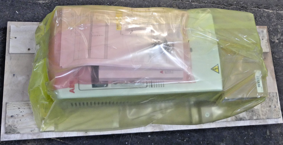 ABB ACS800-01-0025-3+E200+P901
