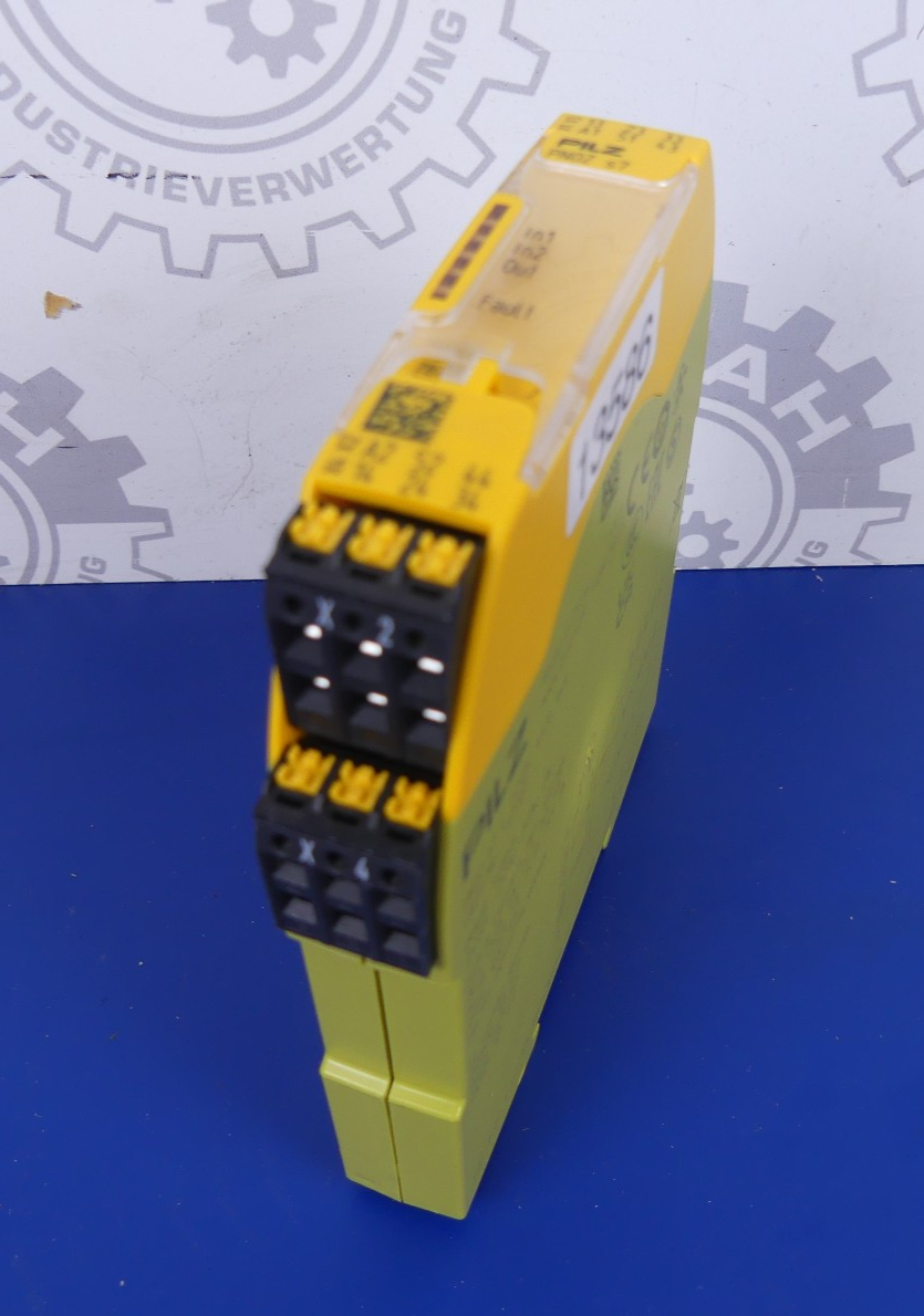 Pilz PNOZ s7 C 24VDC 4n/o 1n/c  751107 Expand Sicherheitsrelais