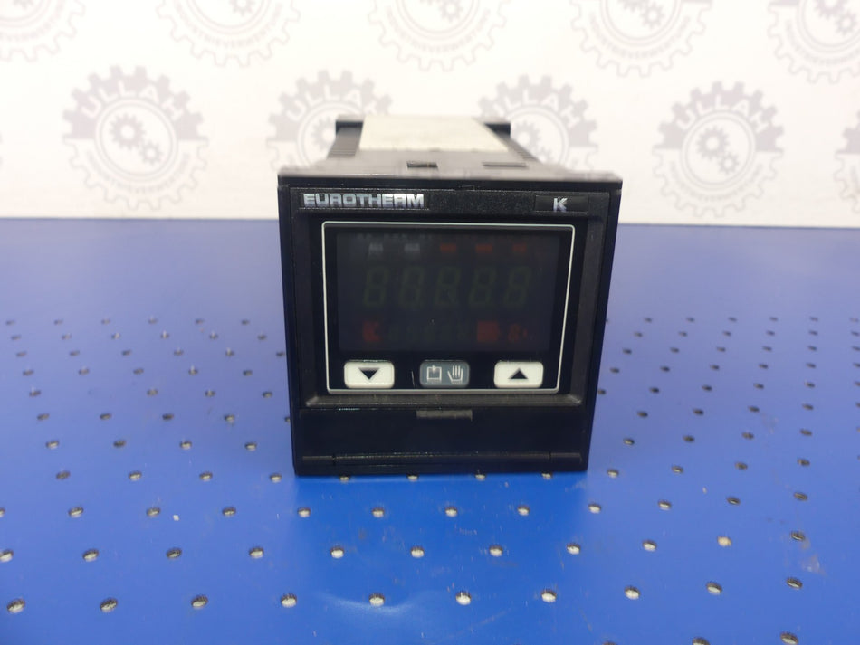 EUROTHERM 818S/TC/R0V10/NONE/NONE/NONE/232/96/SN/04/90/473/K/NO/NO/E/IN/S/N
