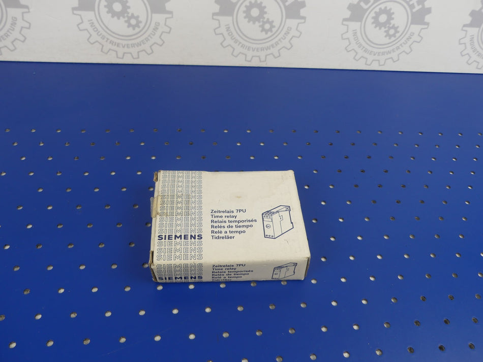 SIEMENS 7PU2020-3AB30 NEU