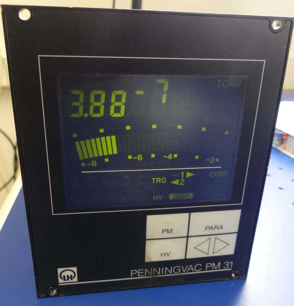 LEYBOLD PENNINGVAC PM 31 Vakuum Druckmessgerät