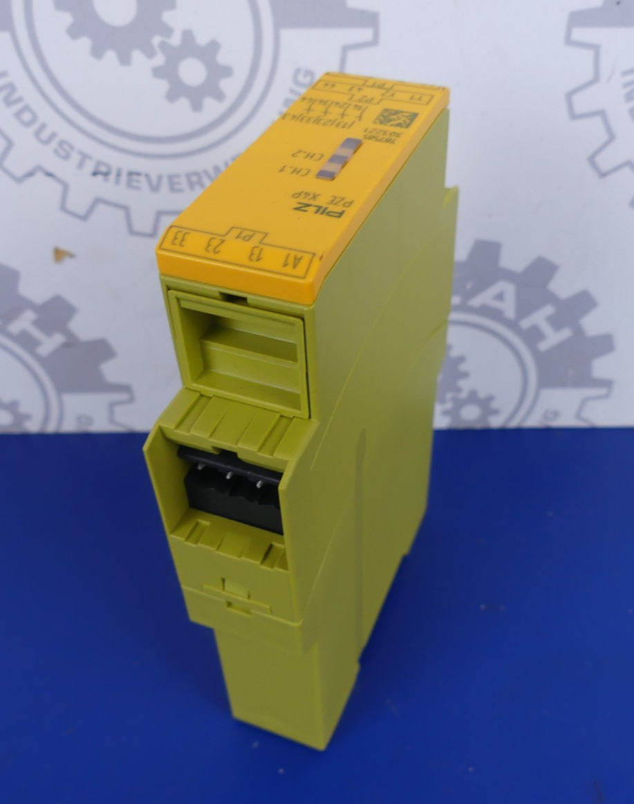 Pilz PZE X4P C 24VDC 4n/o 787585