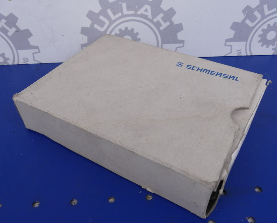 Schmersal SRB301LC/B 24V Sicherheitsrelais