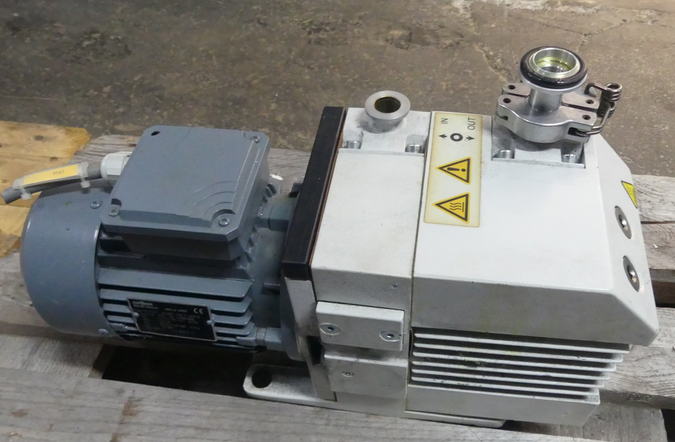 OERLIKON LEYBOLD VACUUM D 4 B