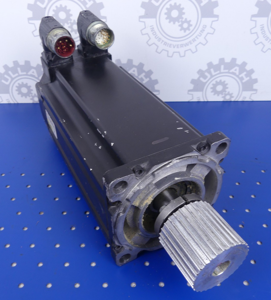 Allen-Bradley MPL-B430P-MK74AA   Servo Motor