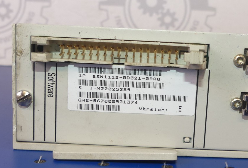 SIEMENS 6SN1118-0DG21-0AA0