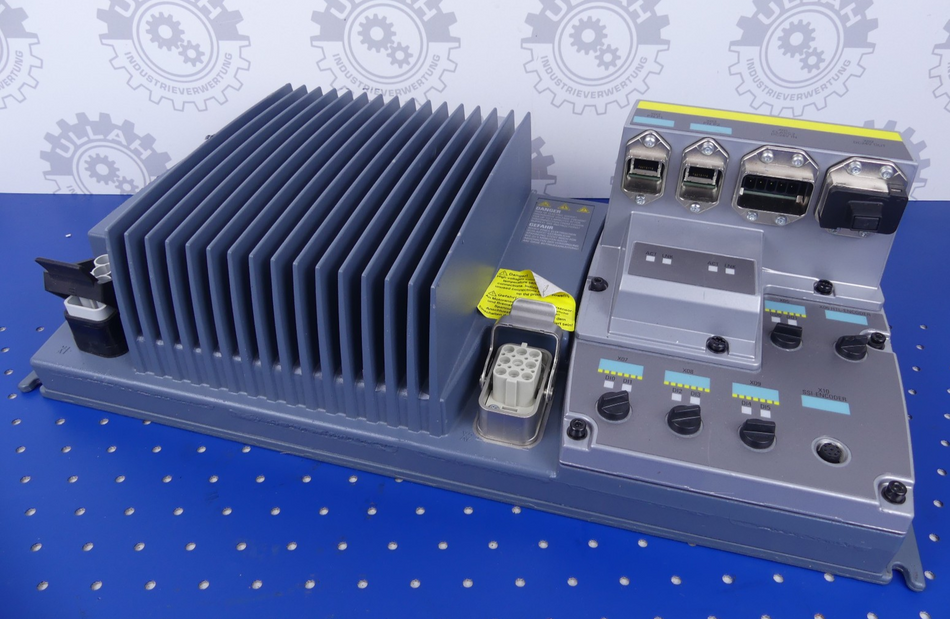 Siemens Sinamics PM2500 6SL3525-0PE17-5AA1+ 6SL3546-0FB21-1FB0