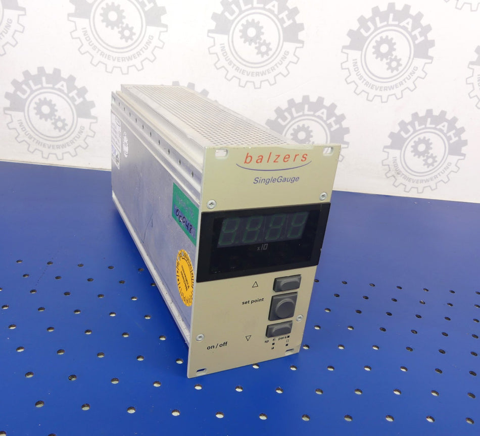 Balzers TPG 251 Vakuum-Messgerät-Controller
