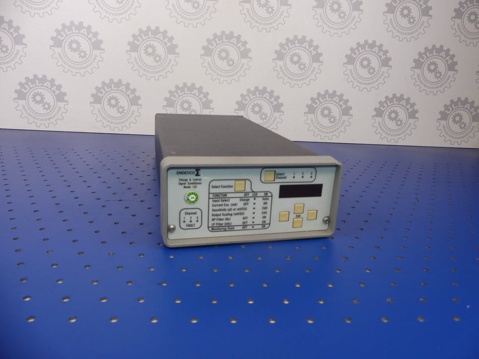 Endevco Modell 133 Signal Conditioner S/N BT06