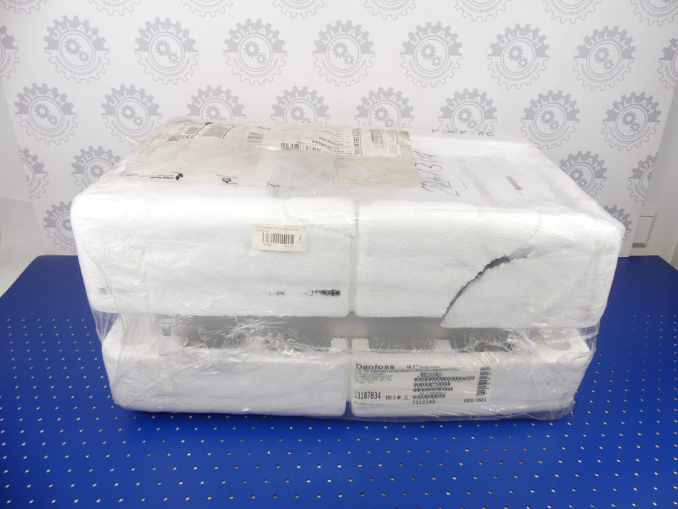 DANFOSS VLT FC-102P2K2T4E55H3XGX1XXSXXXXAXBXCXXXXDX NEU