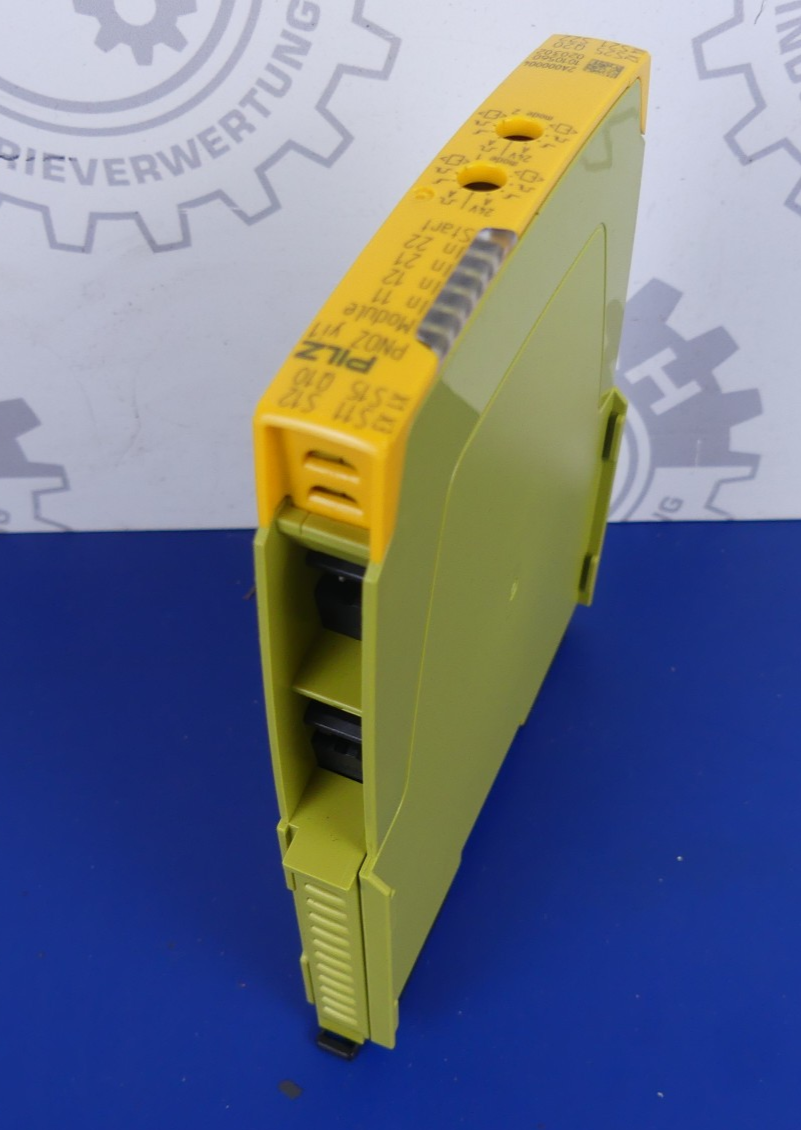 Pilz PNOZ yi1 4DI 2A000004