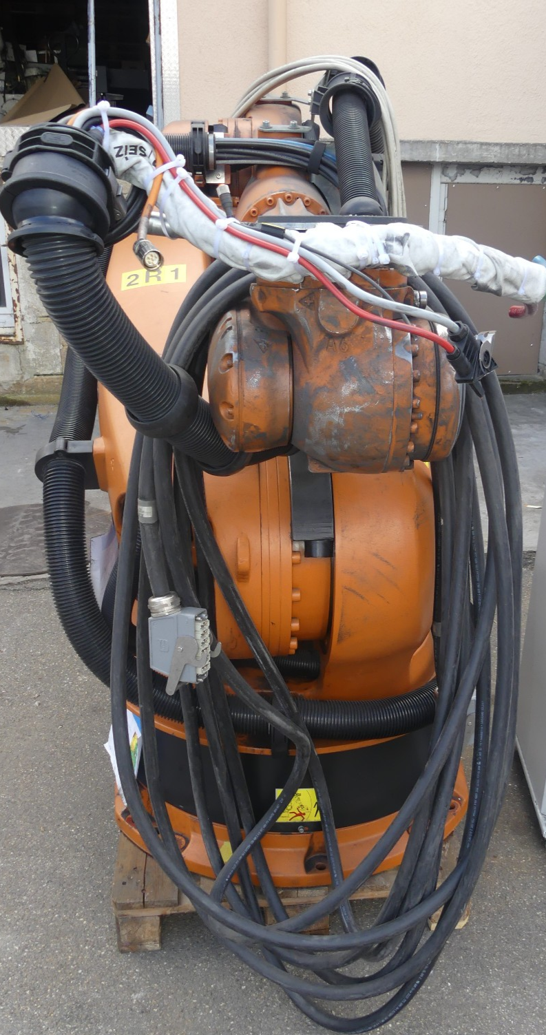 KUKA ROBOTER KR 210 L150-2 2000 + Steuerung KR C2 ed05 B.j 2007