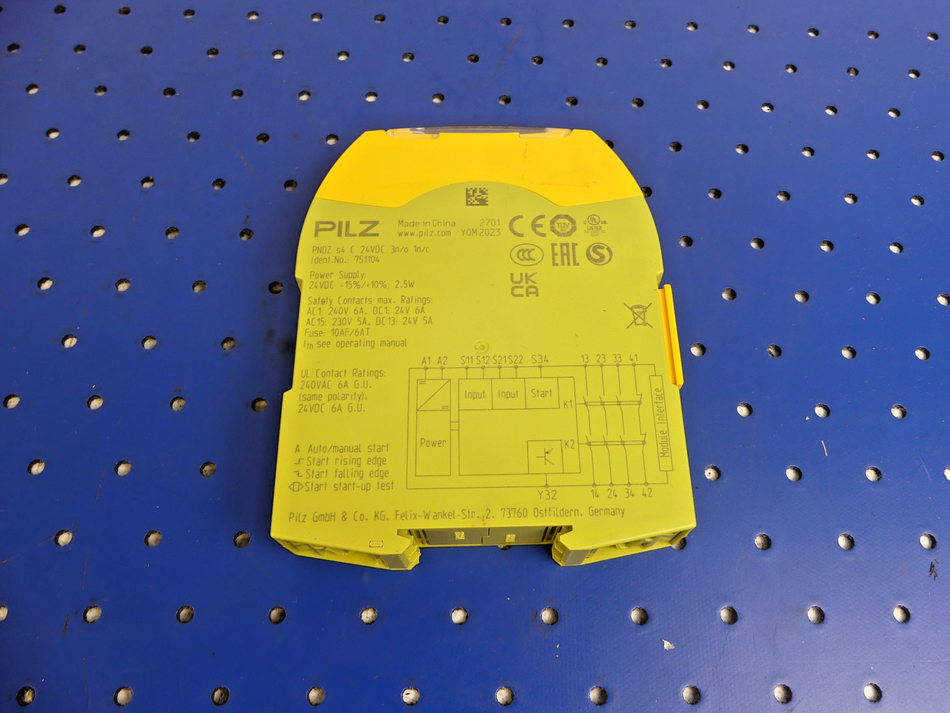 PILZ PNOZ s4 751104