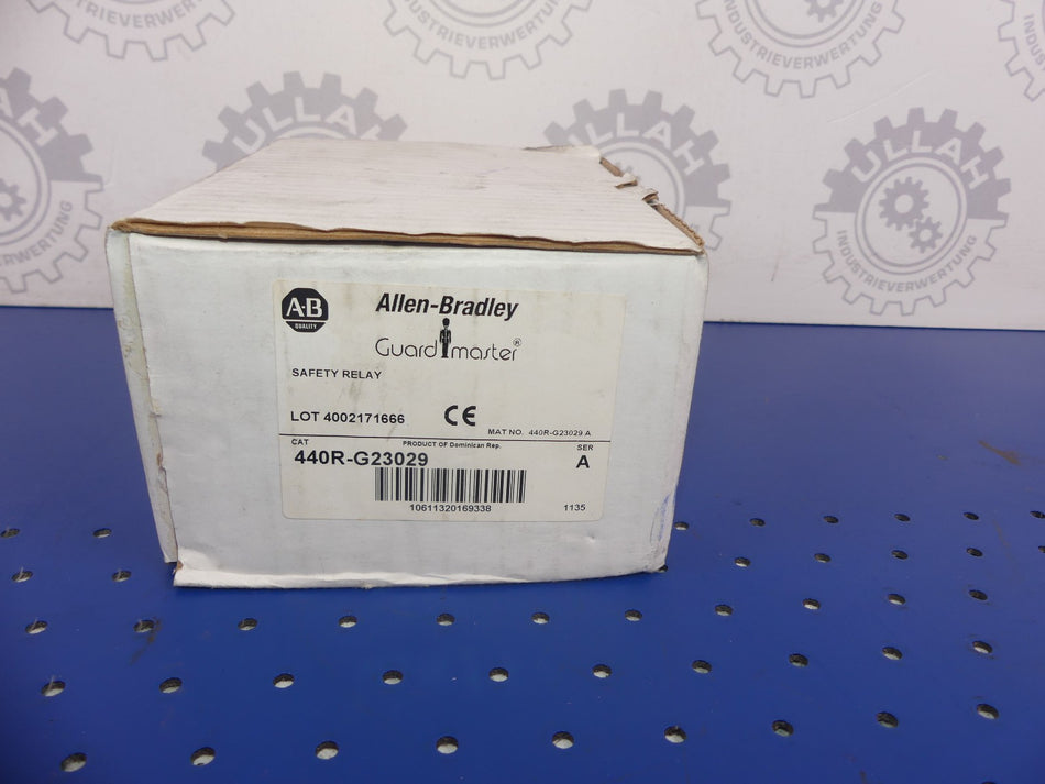 Allen Bradley 440R-G23029 Neu