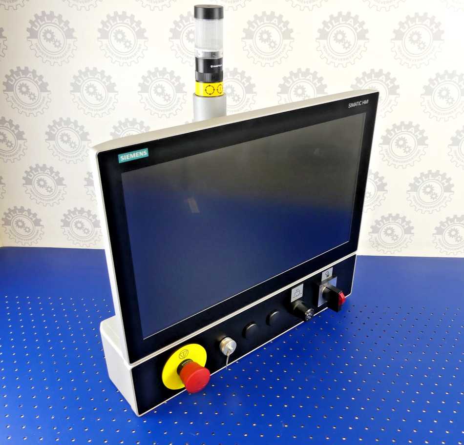 SIEMENS 6AV7252-3CF02-1BA0 / 6AV7674-1LA50-0AA0
