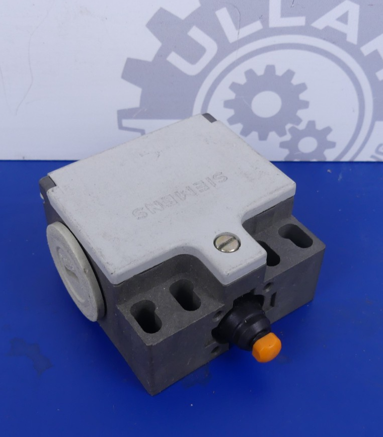 Siemens 3SE3 210-1C Taster