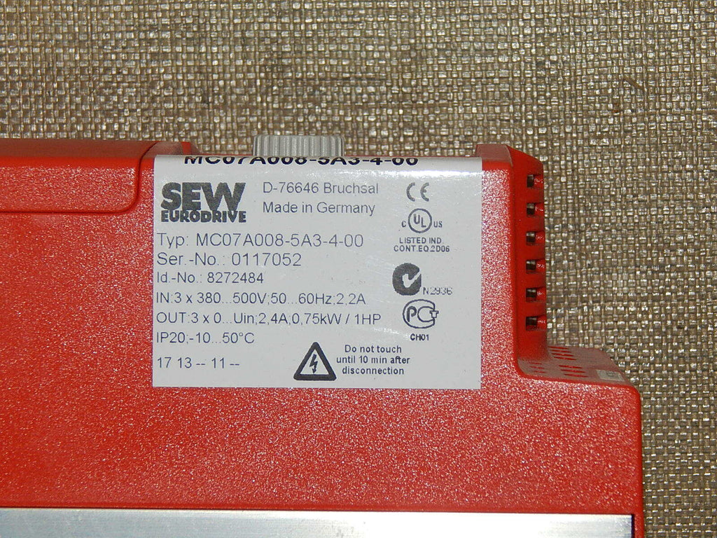 SEW Movitrac MC07A008-5A3-4-00  Frequenzumrichter 0,75kW 