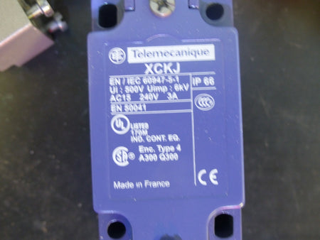 Telemechanique XCKJ s. Bilder