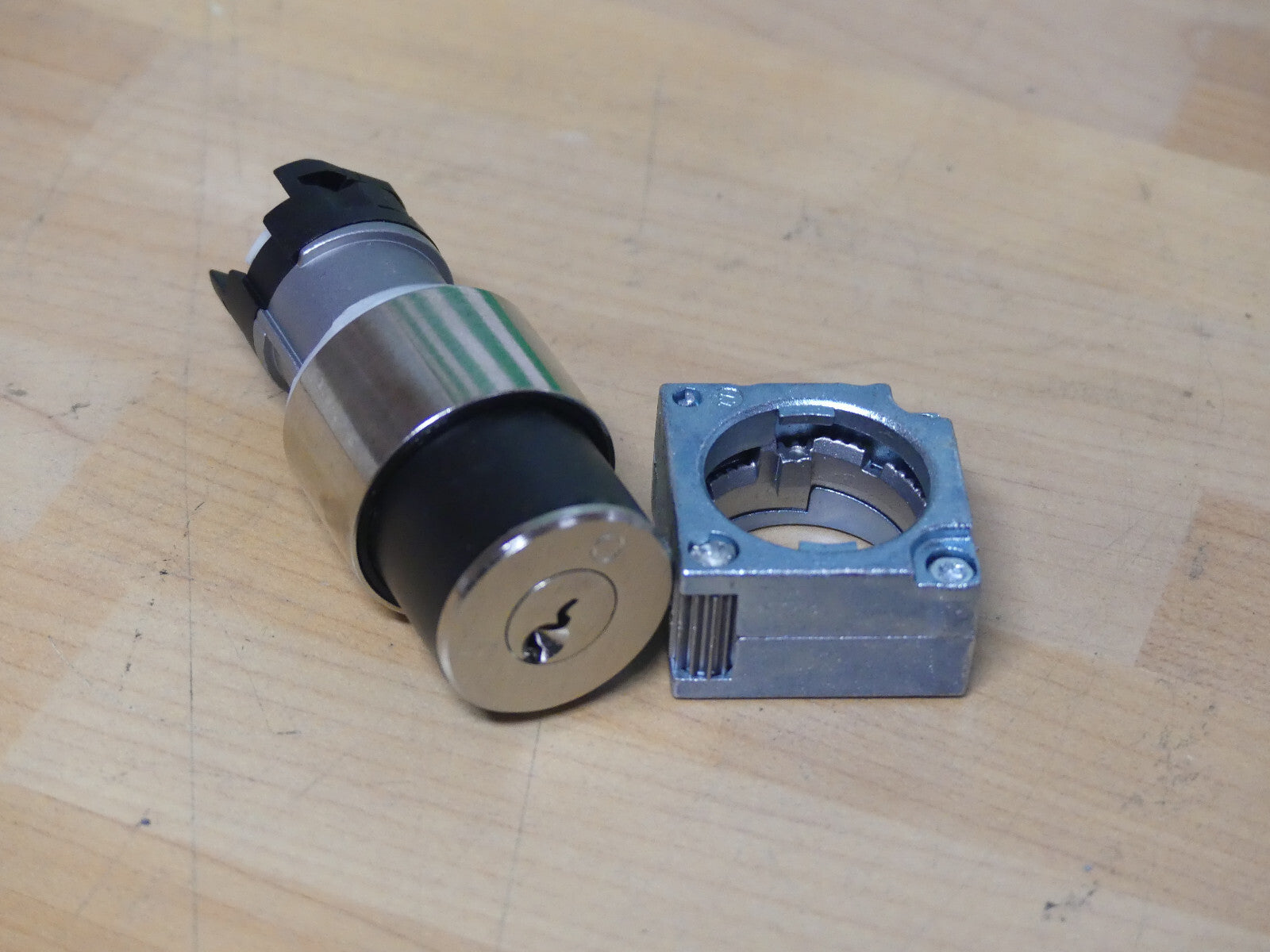 Siemens 3SB3 500-5AE41