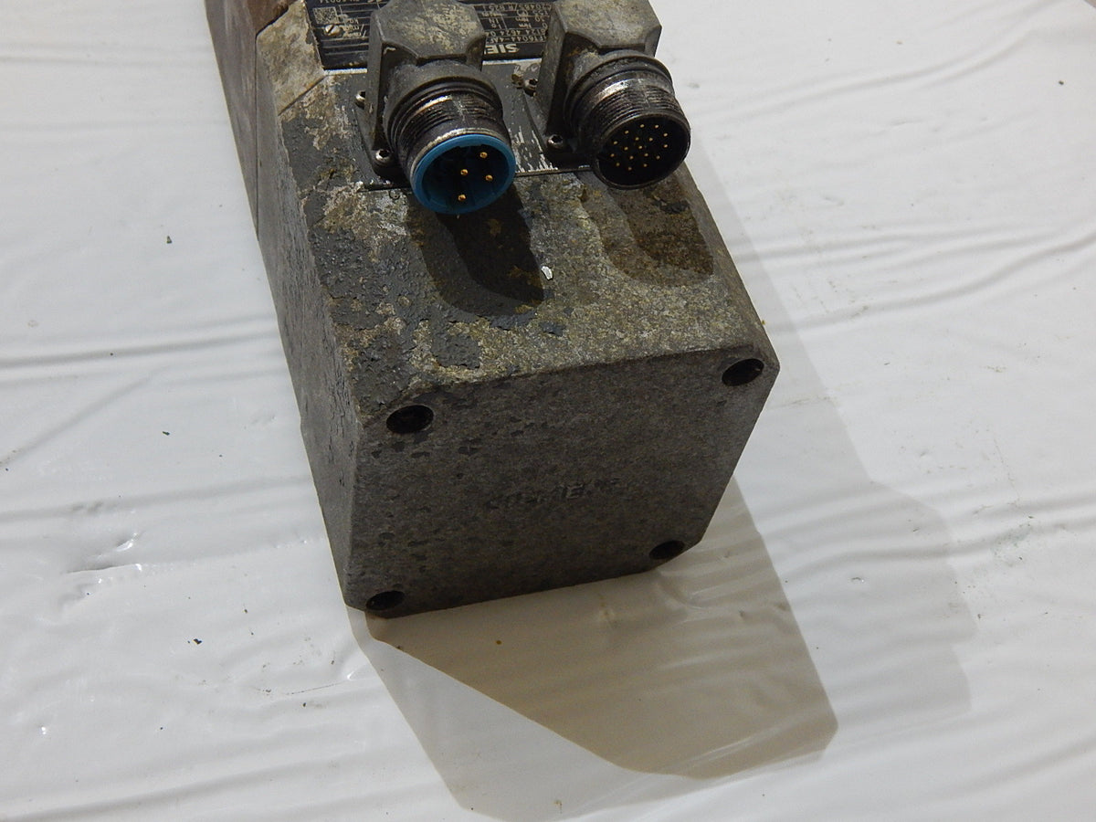 Siemens  Servomotor  1FT60446-4AF71-3AK1 Used