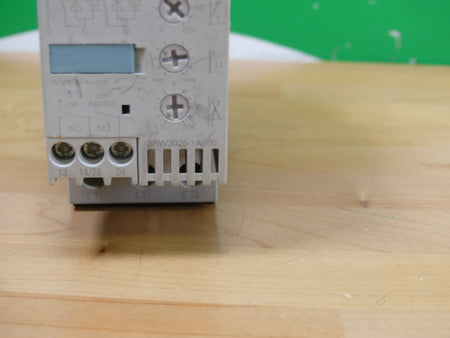 Siemens Sirius 3RW3 Sanftstarter 3RW3026-1AB05 unbenutzter