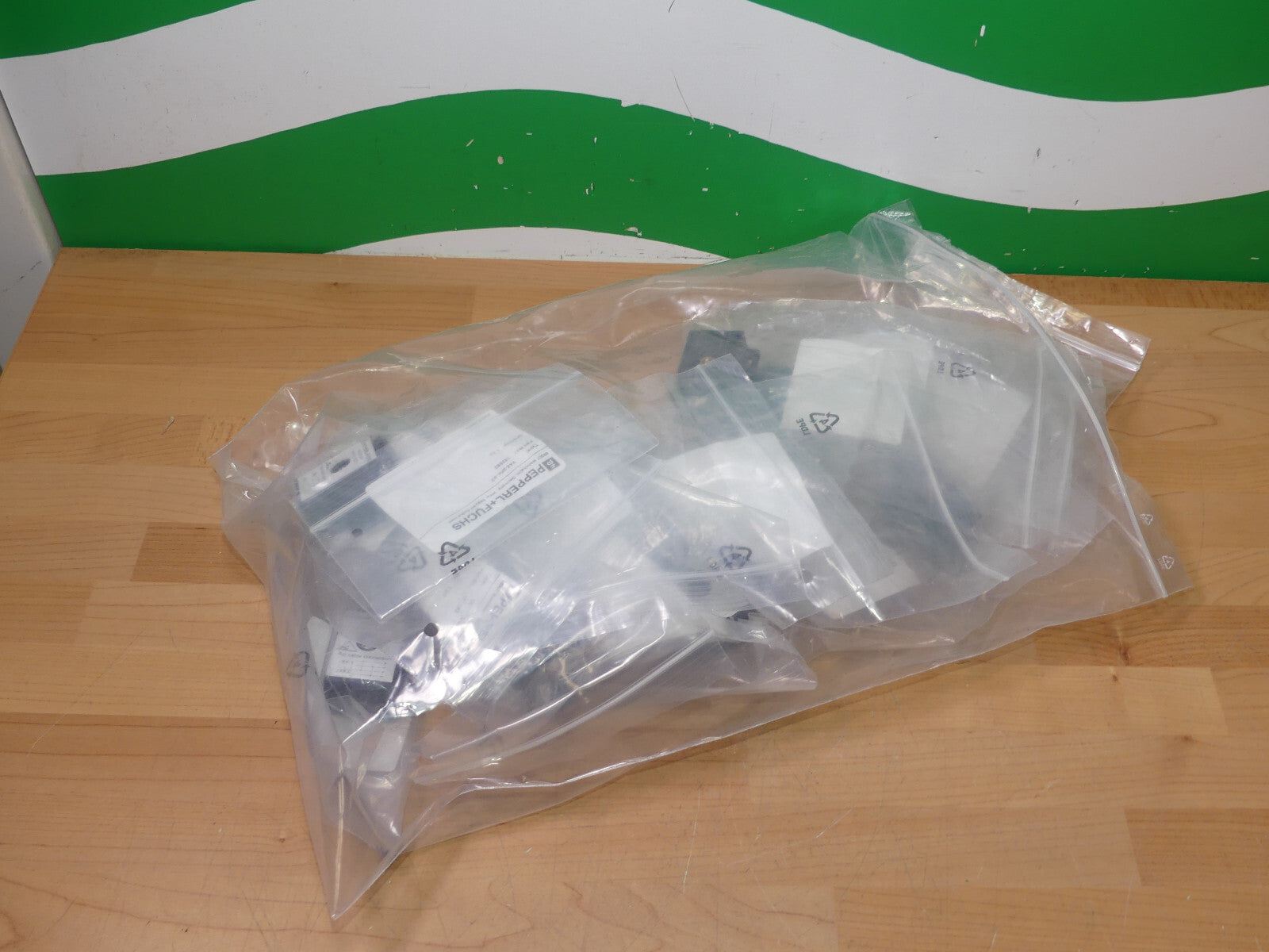 4X Pepperl+Fuchs 182562 Verteiler VAZ-2FK-B3