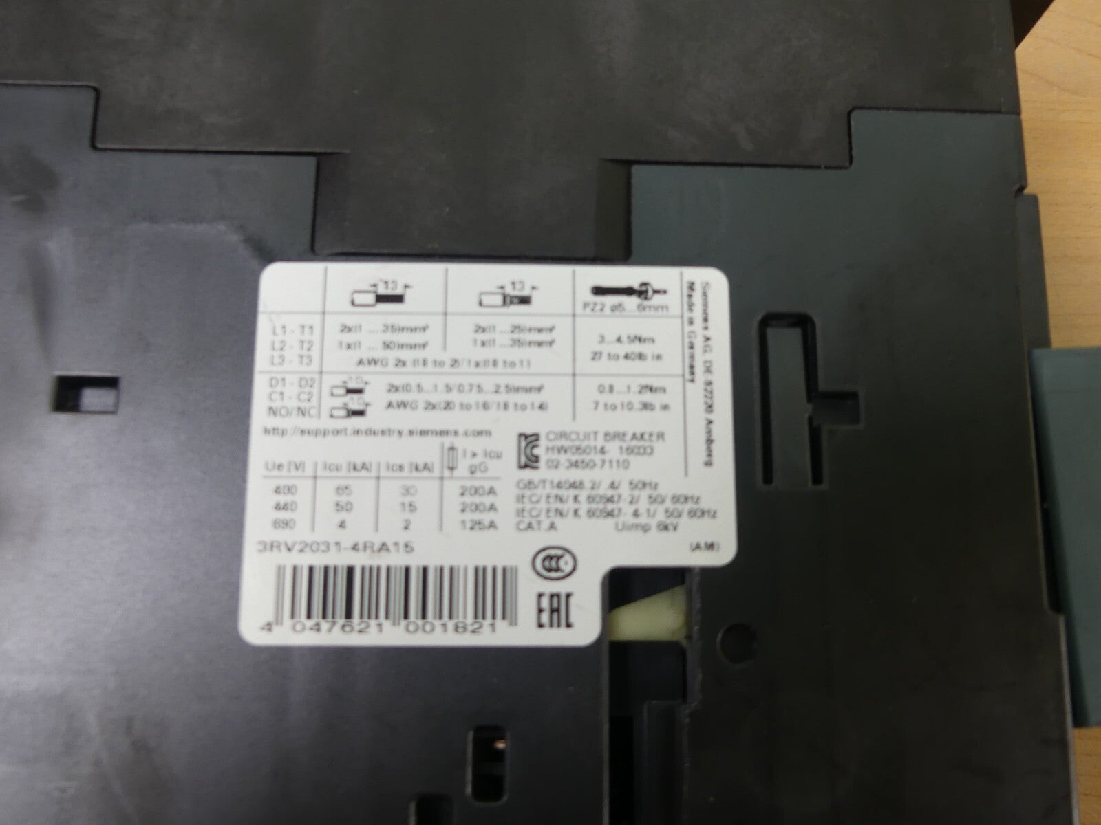 SIEMENS SIRIUS 3RV2031-4RA15 Leistungsschalter