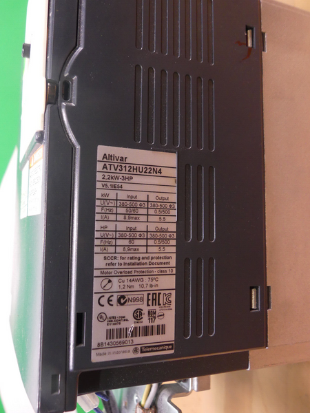 Telemecanique Altivar ATV312HU22N4