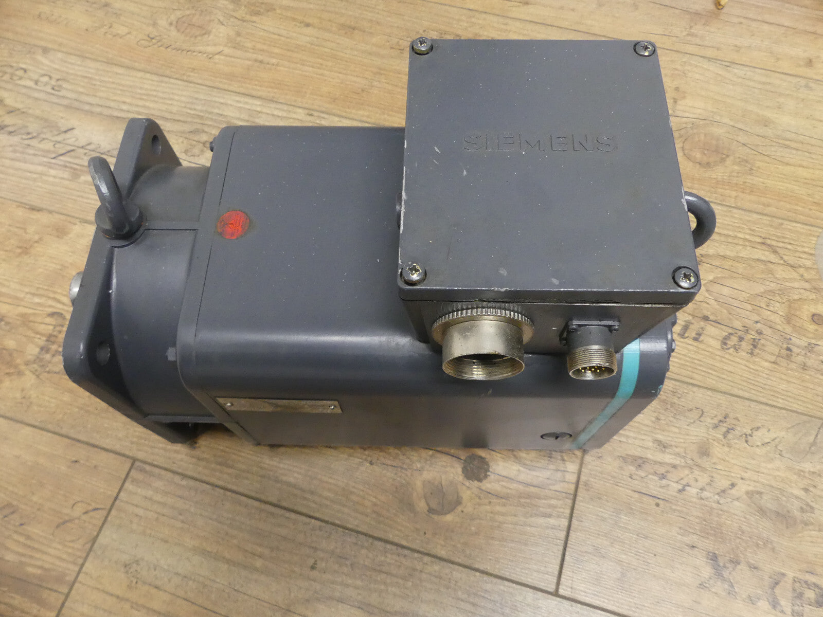 siemens 1ft5102-0af01-2