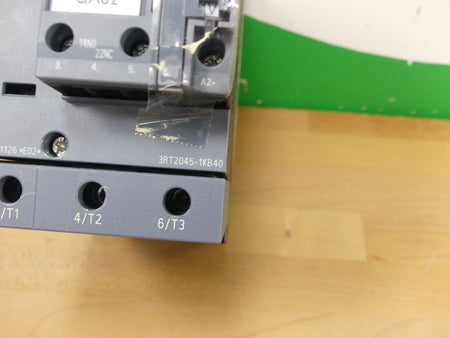 Siemens Sirius 3RT2 045-1HB40 3RT2045-1HB40