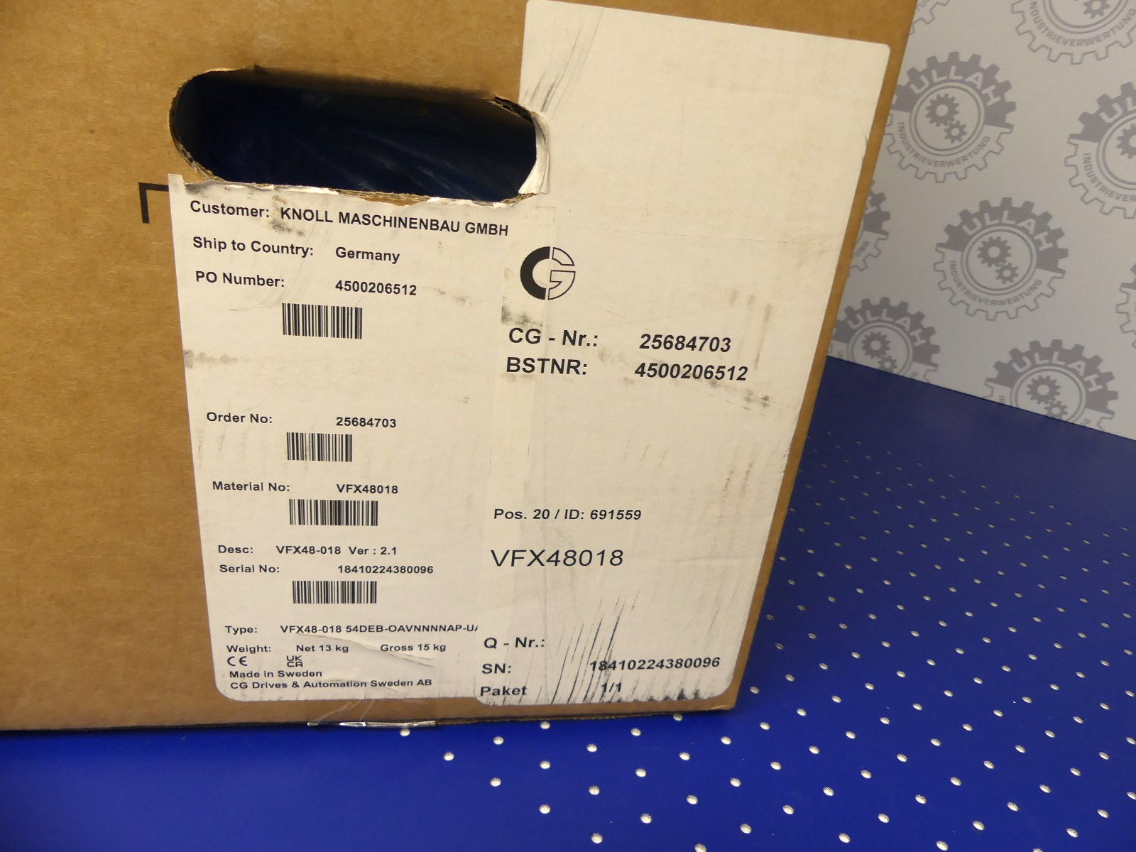EMOTRON VFA 2.0-AC drive VFX48-01854DEB-OA-NNNNAP-UA Defekt