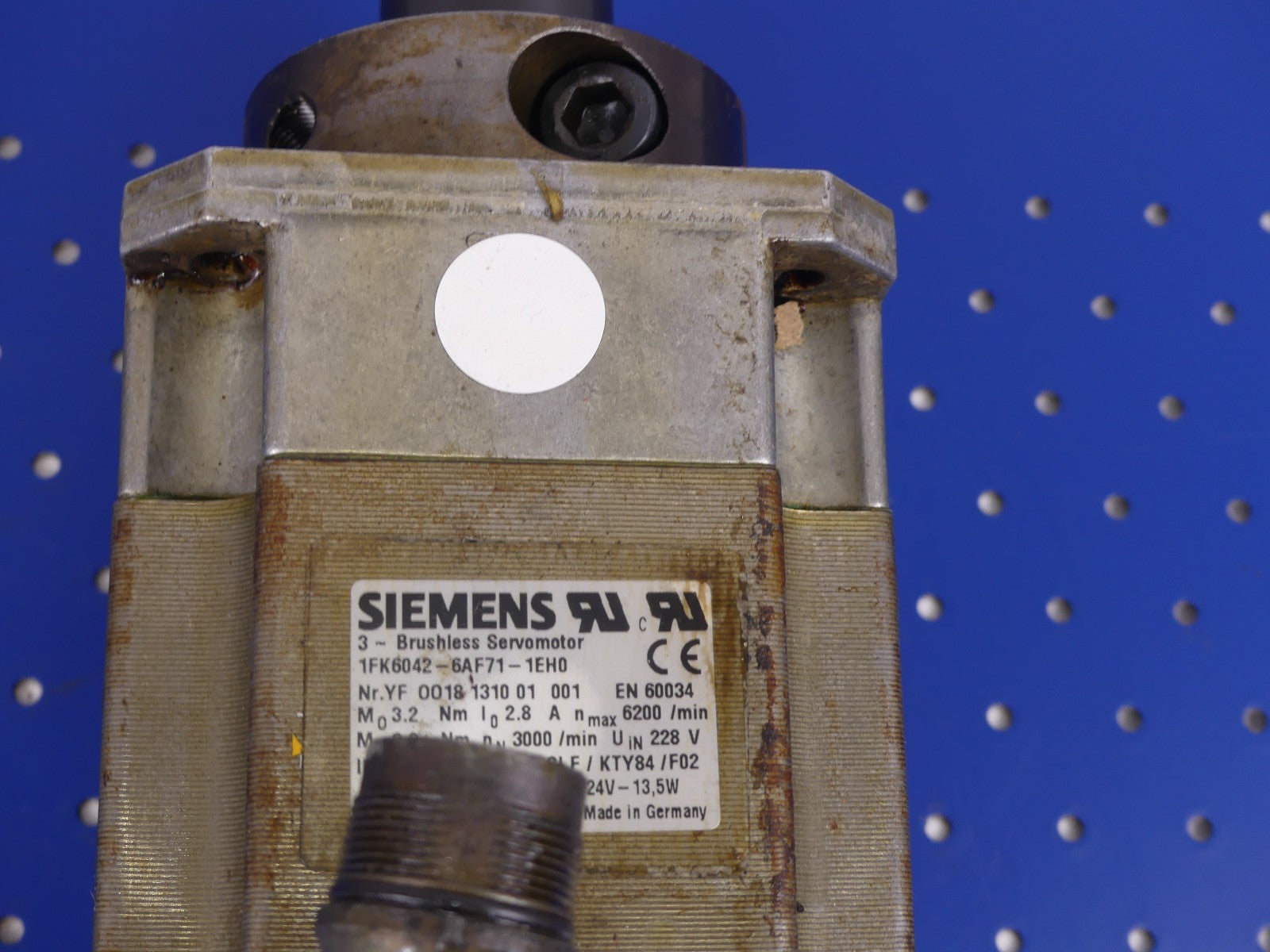 SIEMENS 1FK6042-6AF71-1EH0