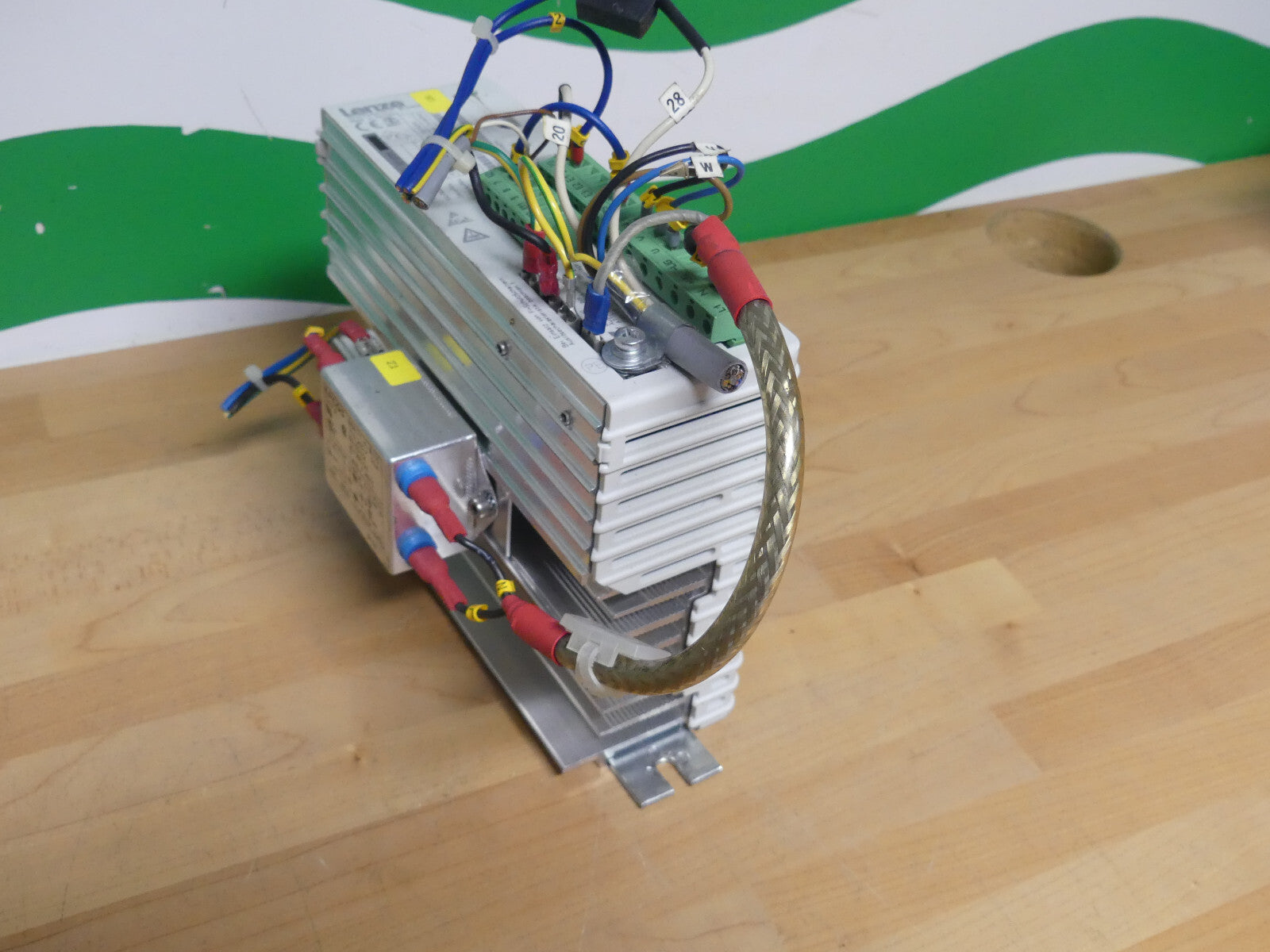 Lenze Frequenzumrichter inverter drive 00384003 AC 230V    316 061