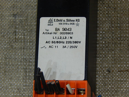 E.Dold   BA9043   0026903  Unterspannungsrelais used