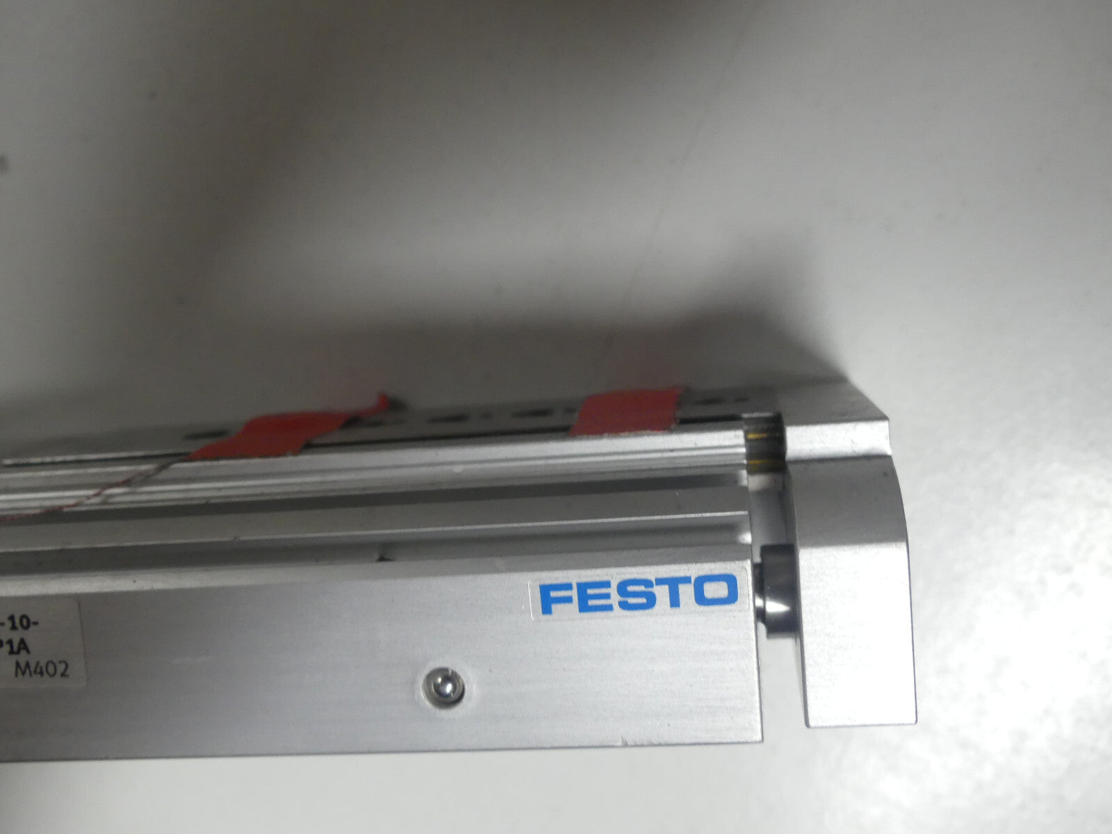 Festo Pneumatik Zylinder DGSL-10-30-P1A
