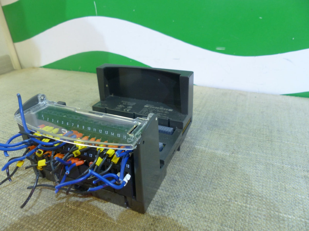  GE Fanuc BXIOCB110B I/O Carrier Box Style