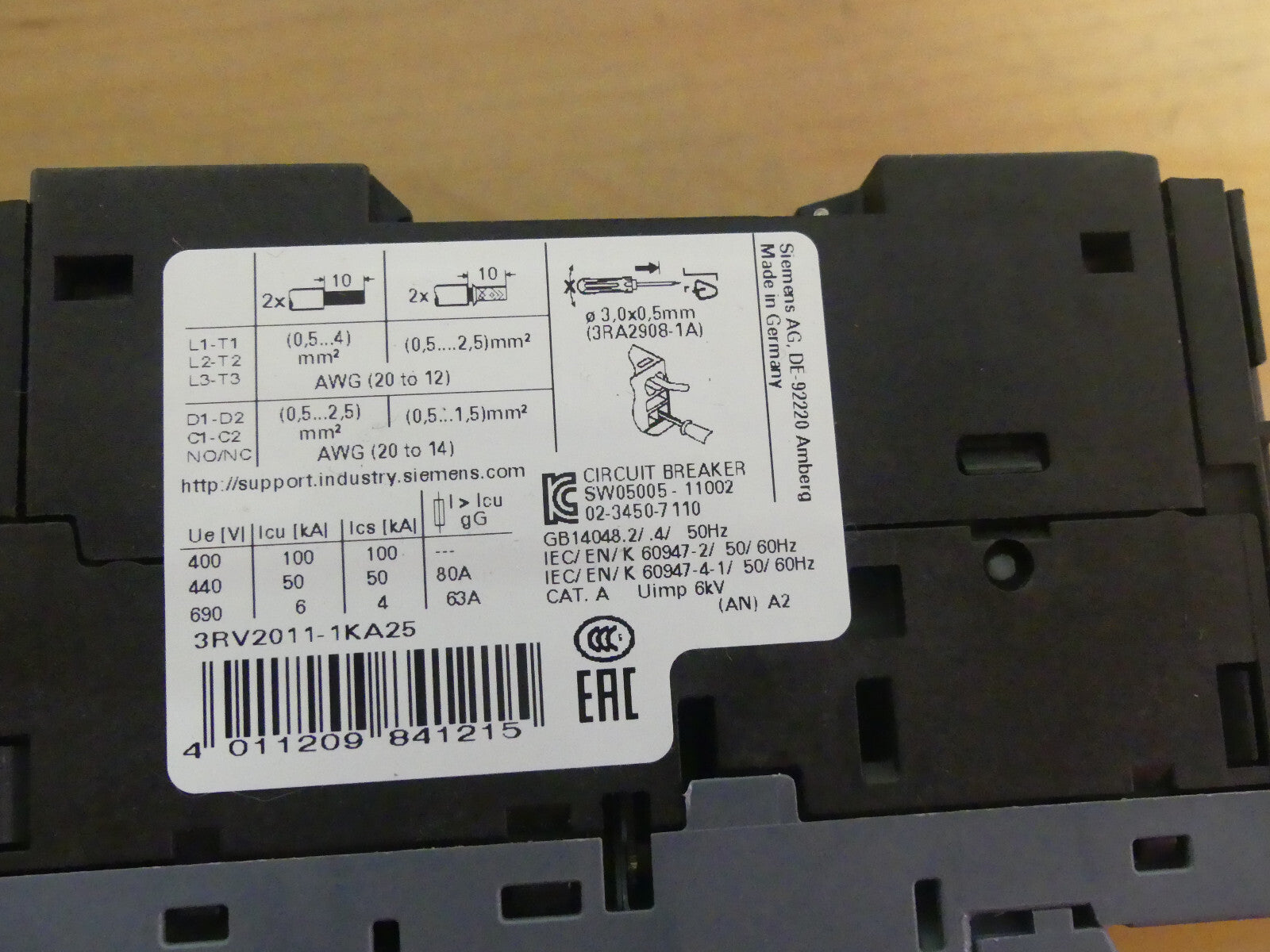 SIEMENS 3RV2011-1KA25