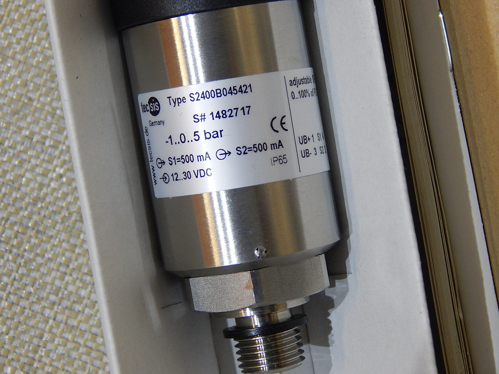 TecSIS Elektronischer Druckschalter  -1...0..5  barTyp S2400B045421 New
