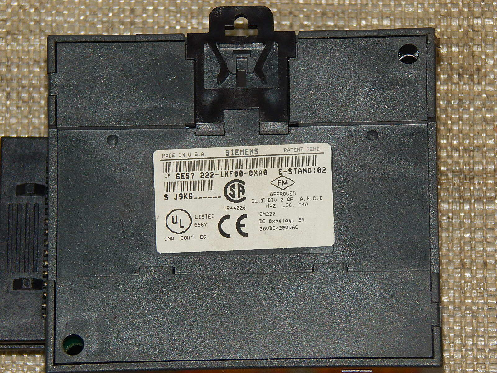 Siemens simatic S7 6ES7 222-1HF00-0XA0 // 6ES7222-1HF00-0XA0 / E.03